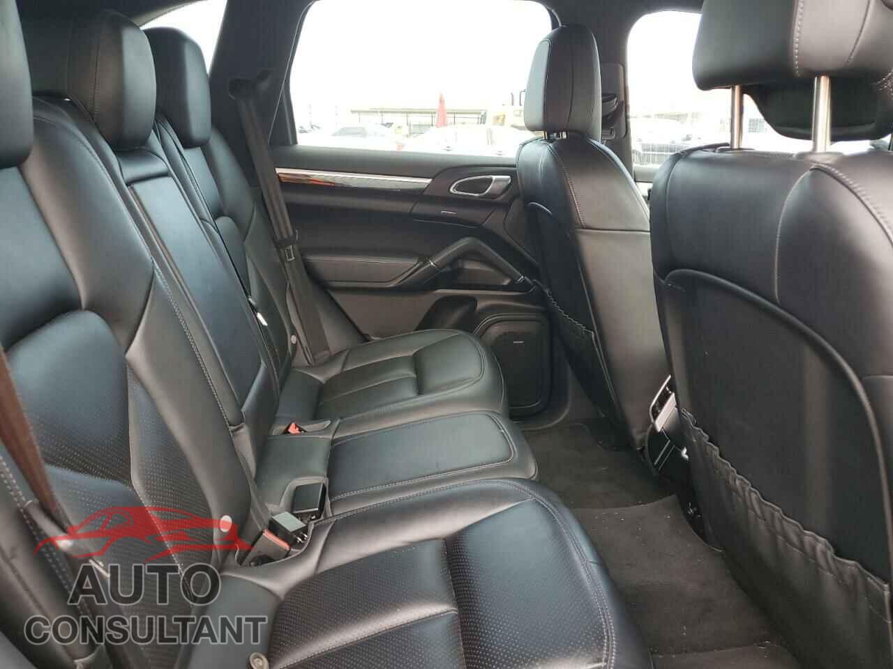 PORSCHE CAYENNE 2016 - WP1AE2A22GLA60807