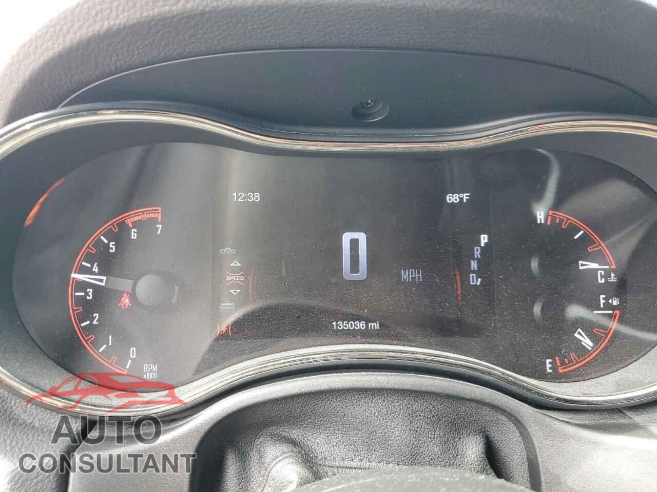 DODGE DURANGO 2018 - 1C4SDJCT6JC404820