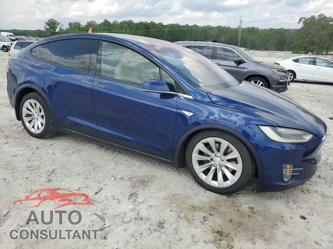 TESLA MODEL X 2016 - 5YJXCBE27GF007972