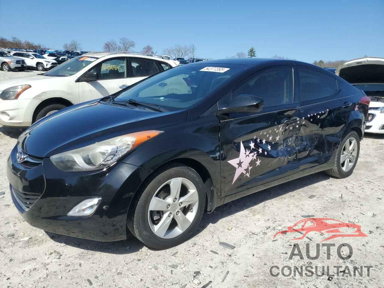 HYUNDAI ELANTRA 2013 - KMHDH4AE7DU943928