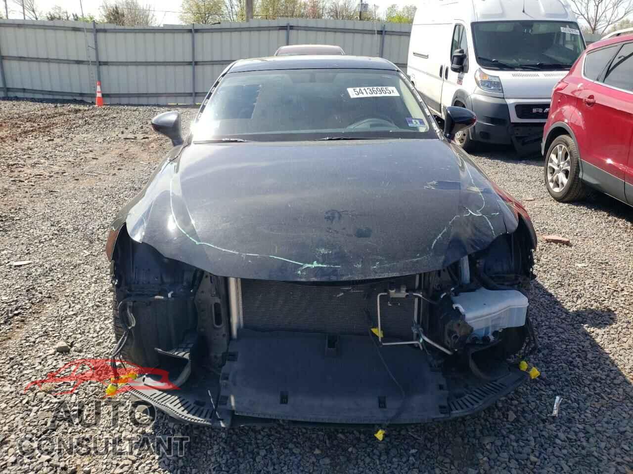 LEXUS IS 2015 - JTHCF1D21F5023746