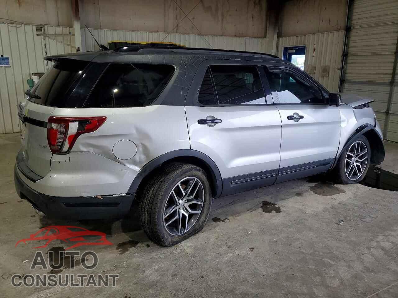FORD EXPLORER 2018 - 1FM5K8GT1JGB07884