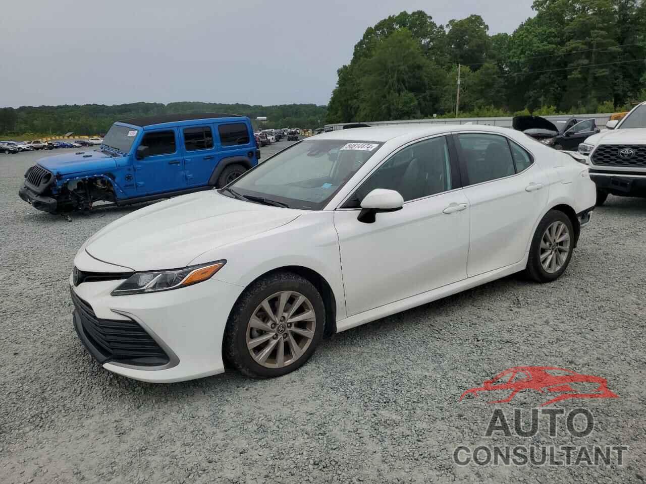 TOYOTA CAMRY 2021 - 4T1C11AK0MU569991