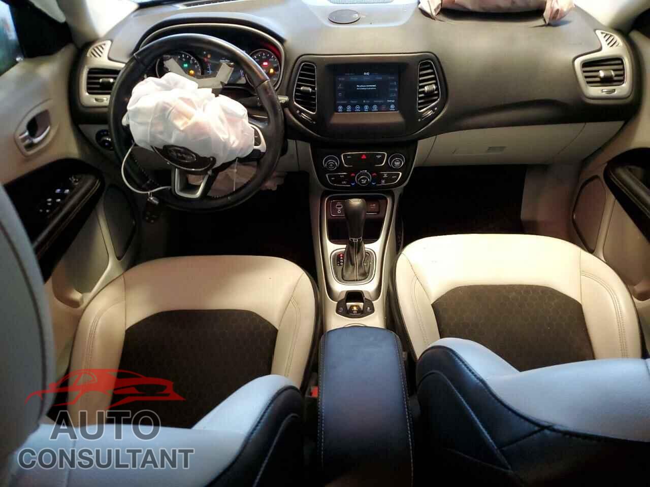 JEEP COMPASS 2020 - 3C4NJCBB2LT200906