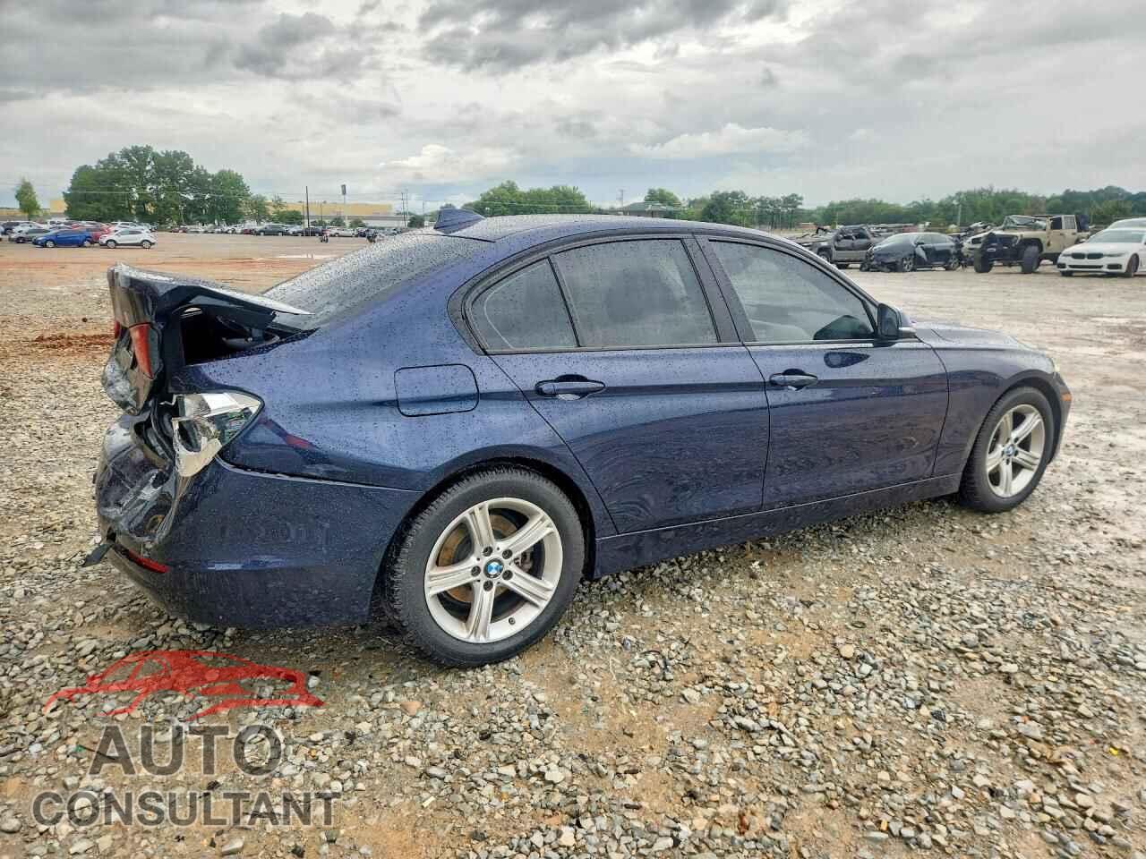 BMW 3 SERIES 2015 - WBA3B1C51FP681383