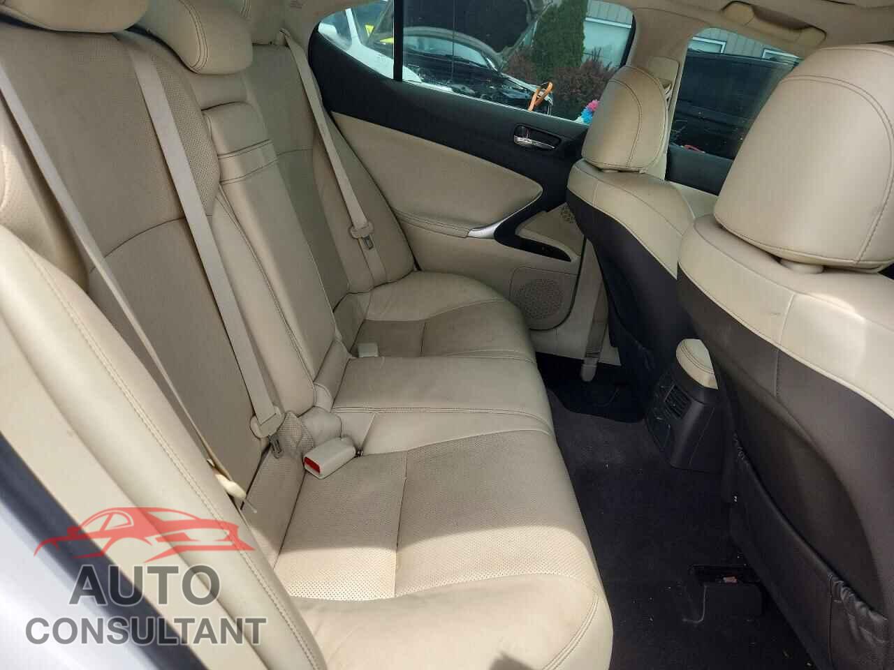 LEXUS IS 2012 - JTHBF5C26C5176378