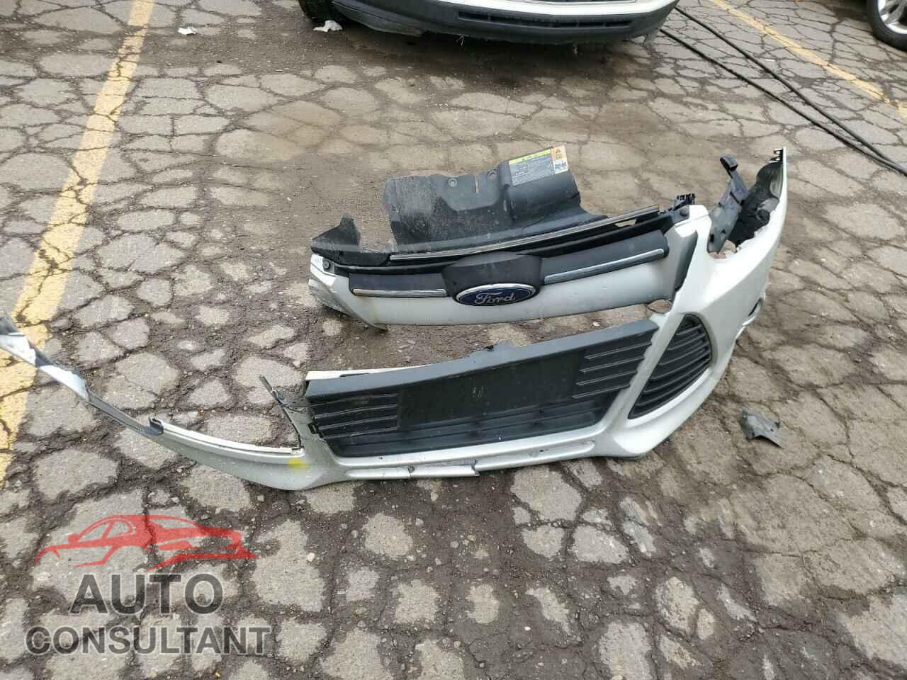 FORD FOCUS 2012 - 1FAHP3F28CL185318
