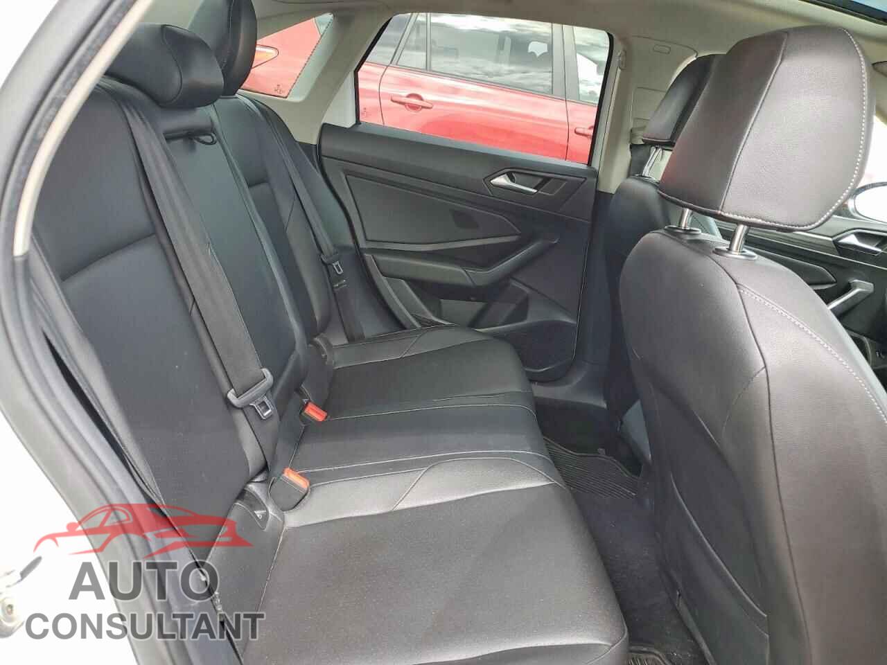 VOLKSWAGEN JETTA 2020 - 3VWEB7BU6LM007722