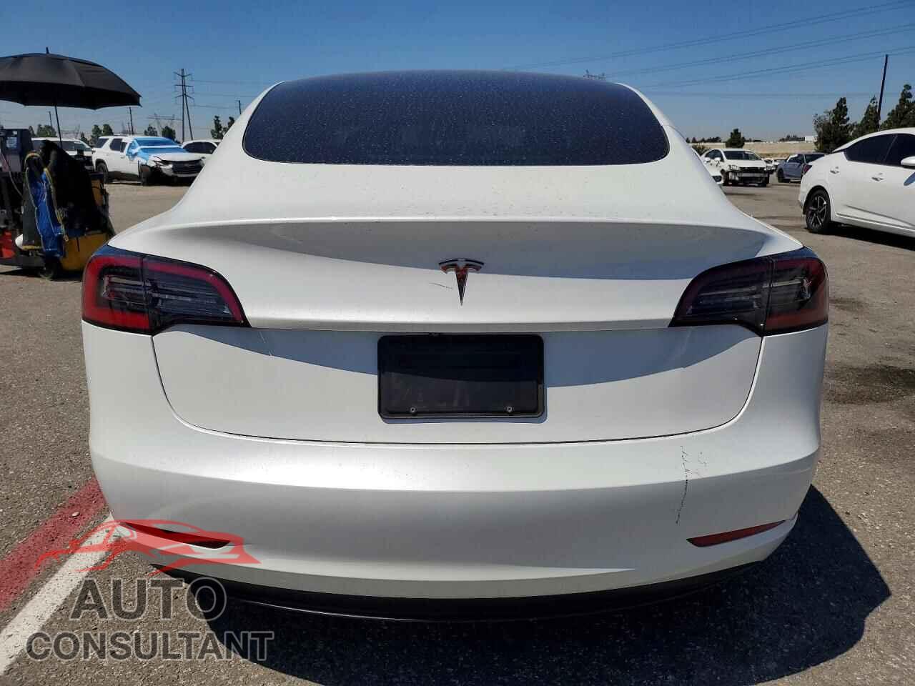 TESLA MODEL 3 2023 - 5YJ3E1EA0PF558593