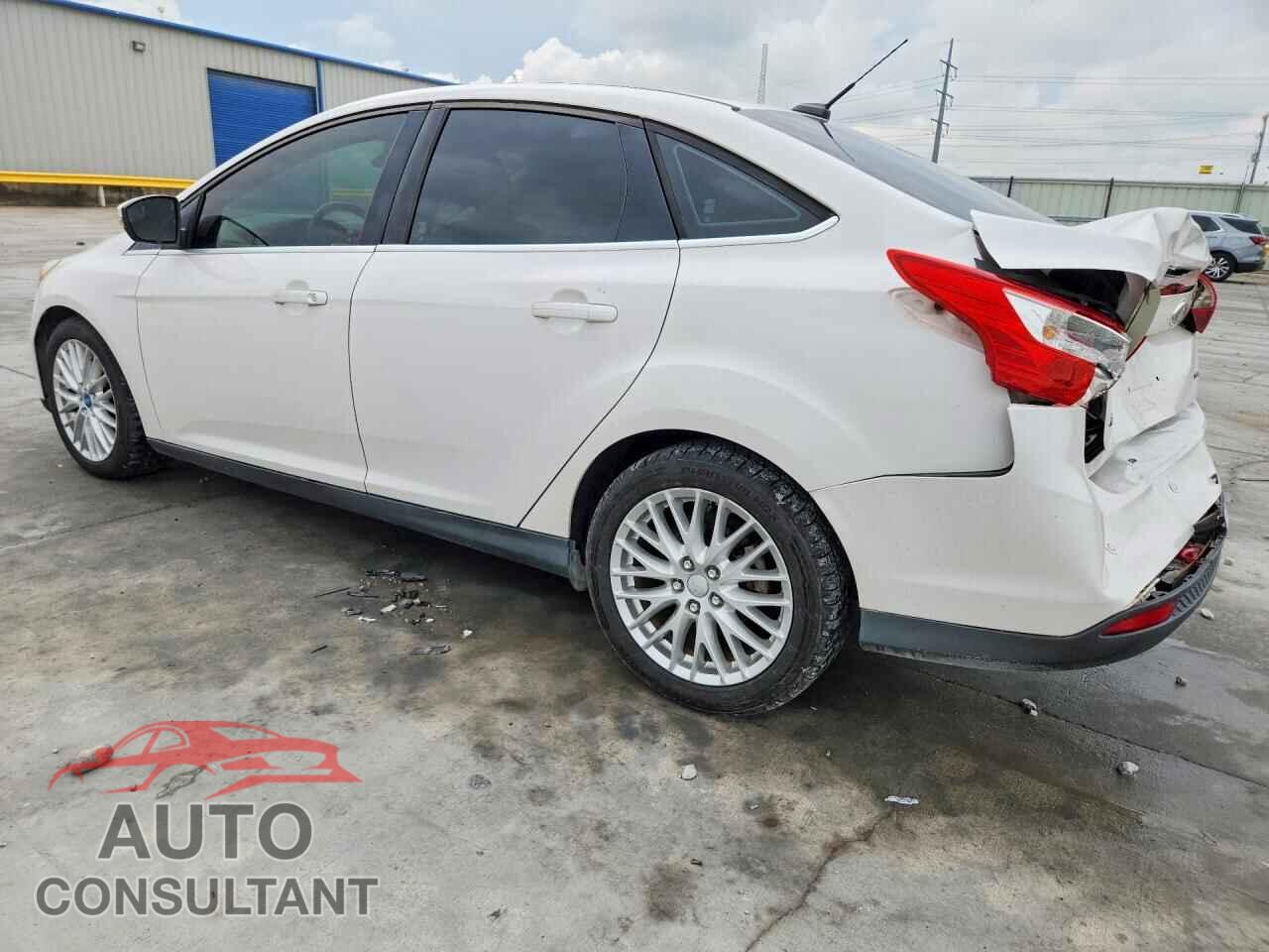 FORD FOCUS 2012 - 1FAHP3H23CL205892