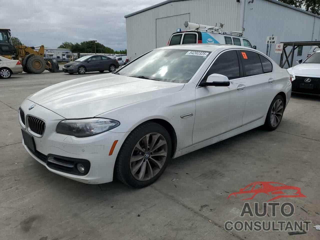 BMW 5 SERIES 2016 - WBA5A5C57GG352367