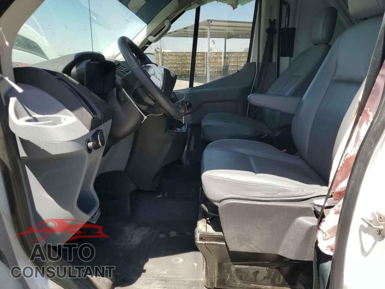 FORD TRANSIT 2019 - 1FTYE2CM8KKA25606