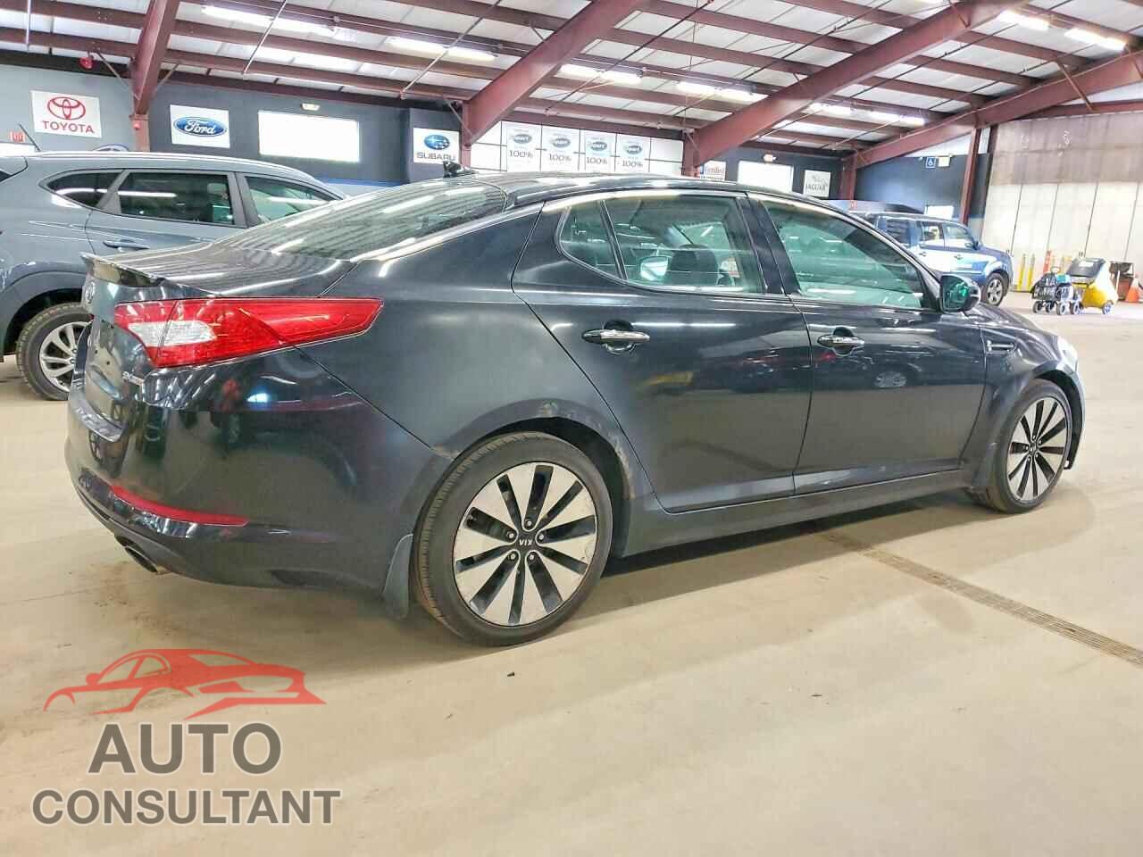 KIA OPTIMA 2011 - KNAGR4A67B5155937