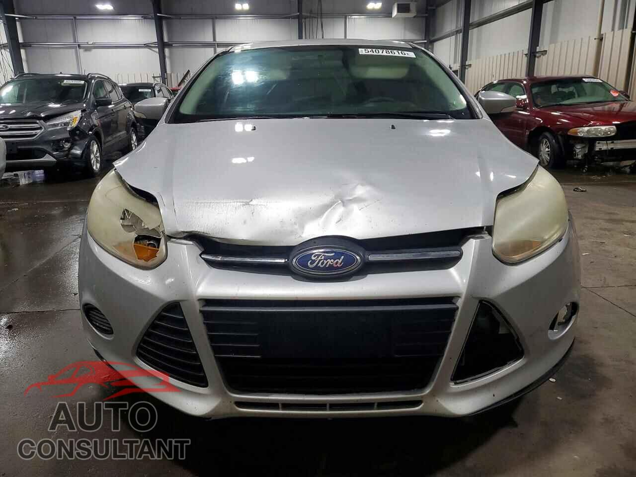 FORD FOCUS 2014 - 1FADP3F26EL393926