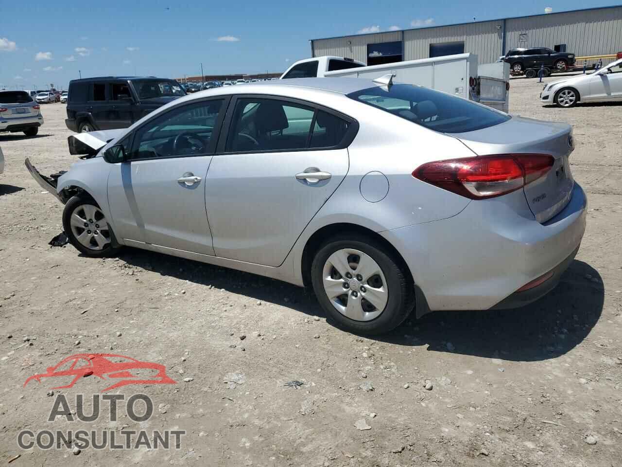 KIA FORTE 2017 - 3KPFK4A79HE103685