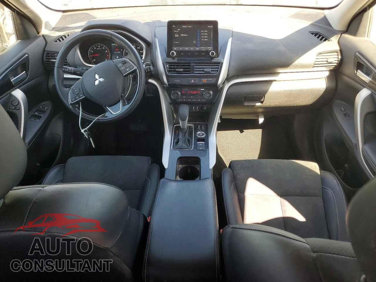 MITSUBISHI ECLIPSE 2024 - JA4ATWAA4RZ068035
