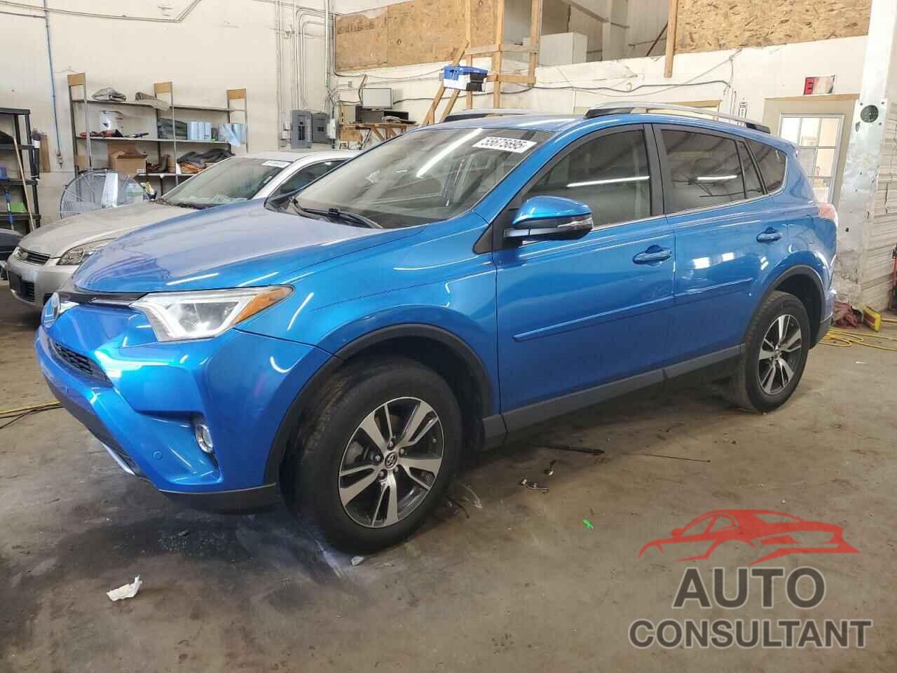 TOYOTA RAV4 2018 - JTMWFREV3JJ744172