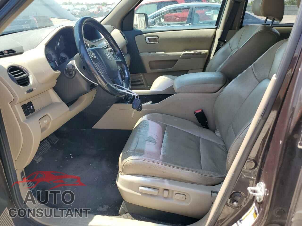 HONDA PILOT 2013 - 5FNYF4H93DB018401
