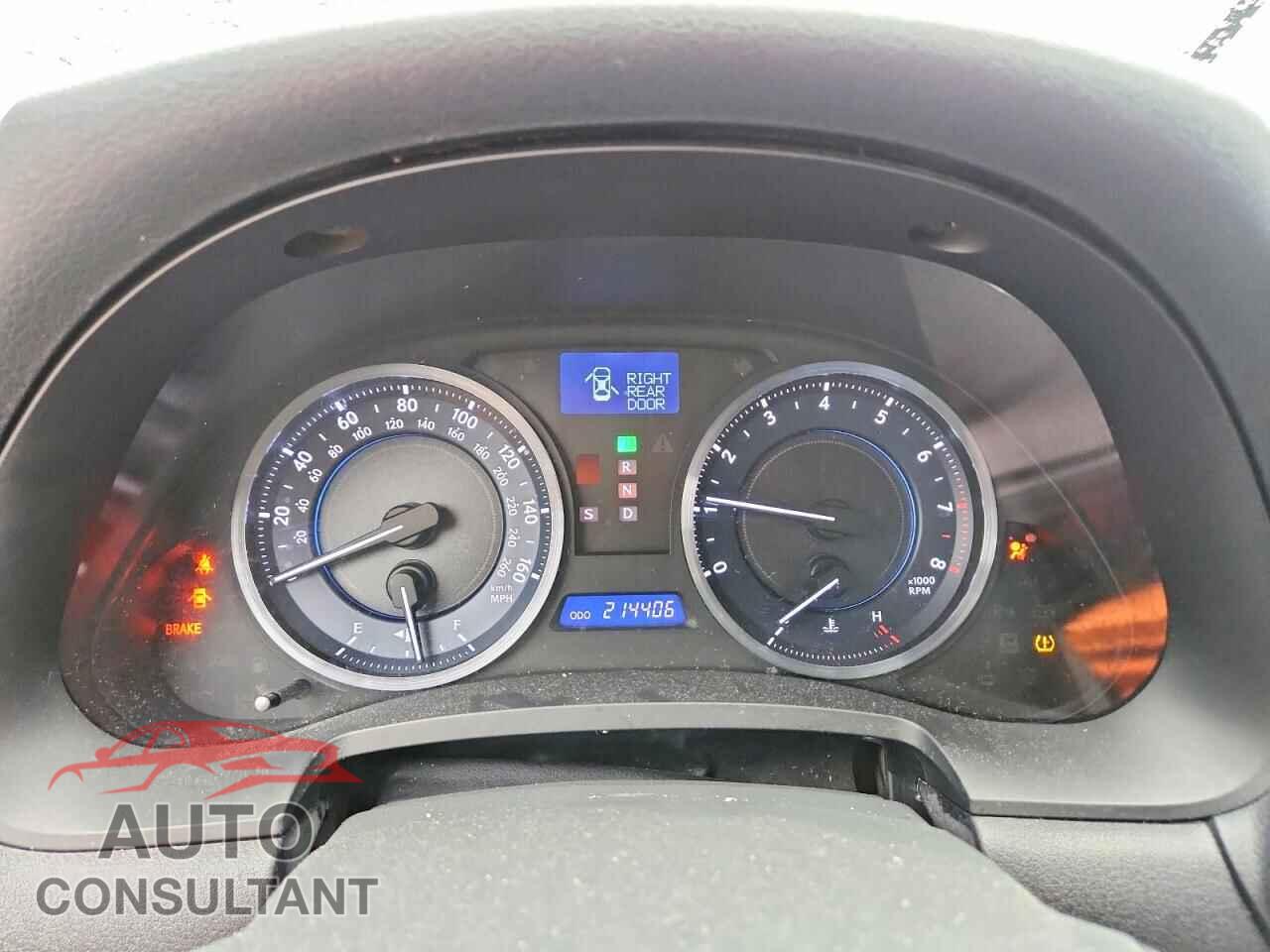 LEXUS IS 2011 - JTHBF5C29B5141073