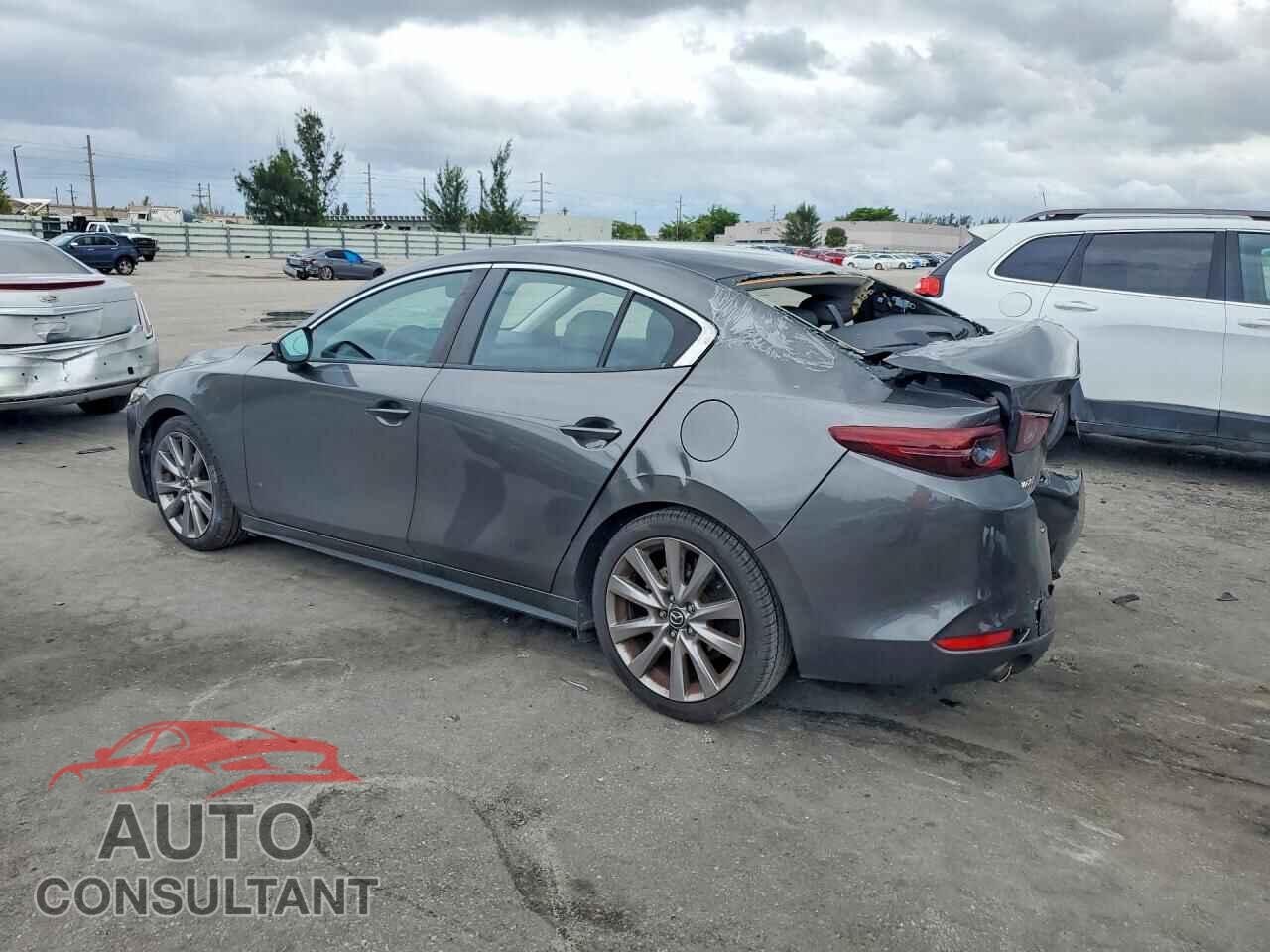 MAZDA 3 2021 - JM1BPABL2M1338470