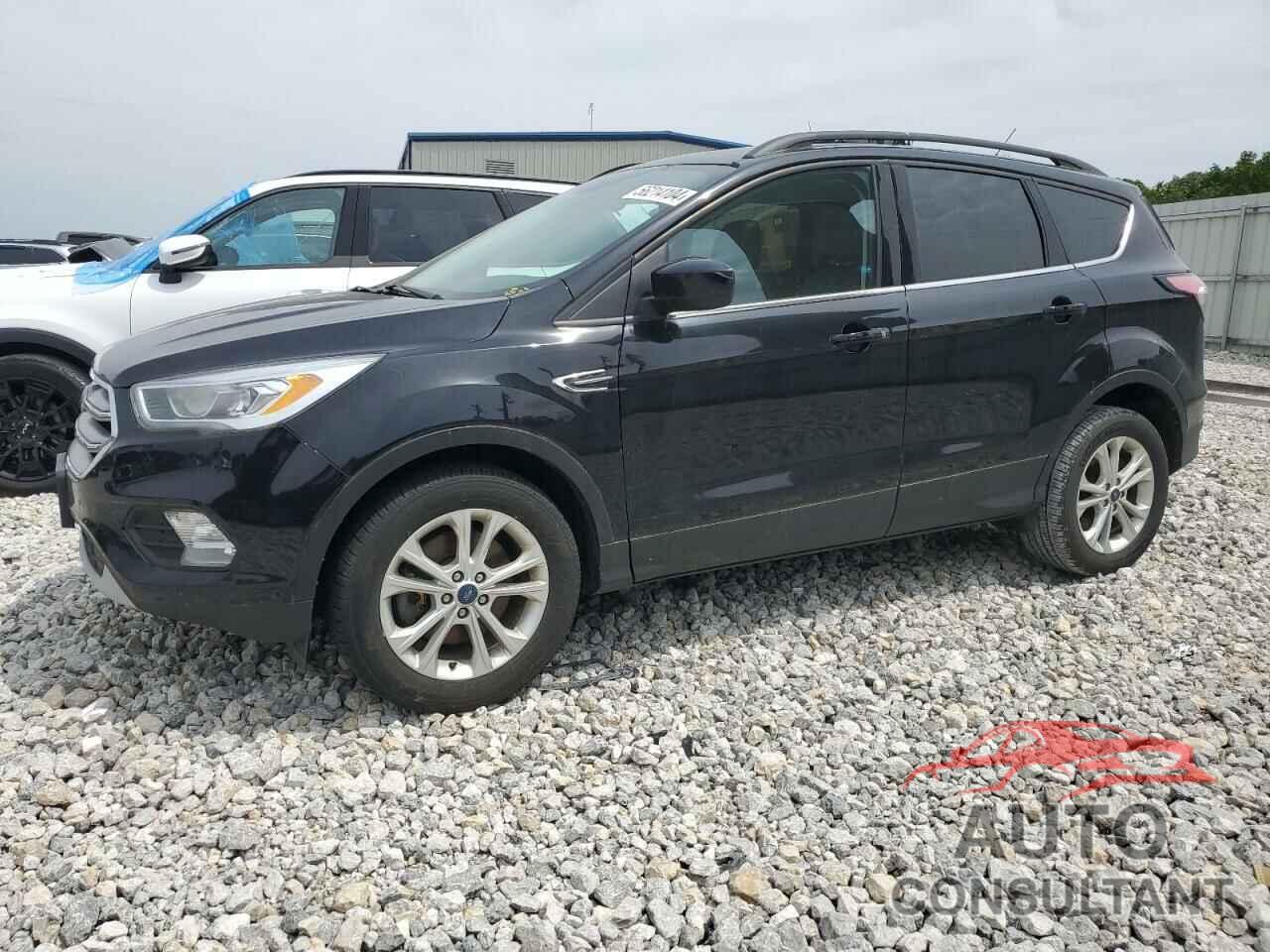 FORD ESCAPE 2017 - 1FMCU9GD9HUD88618