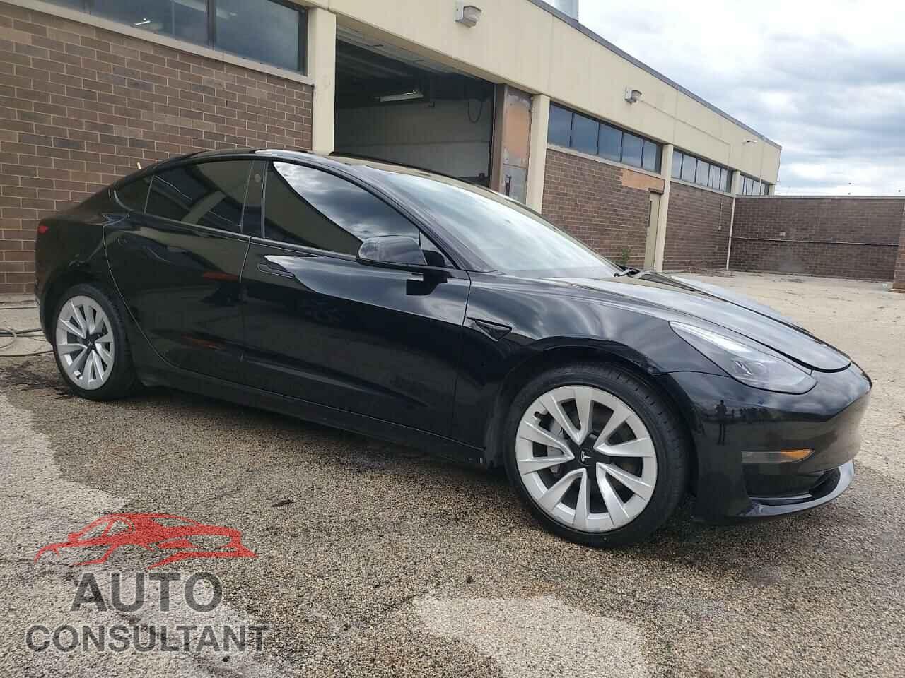 TESLA MODEL 3 2022 - 5YJ3E1EA2NF304686