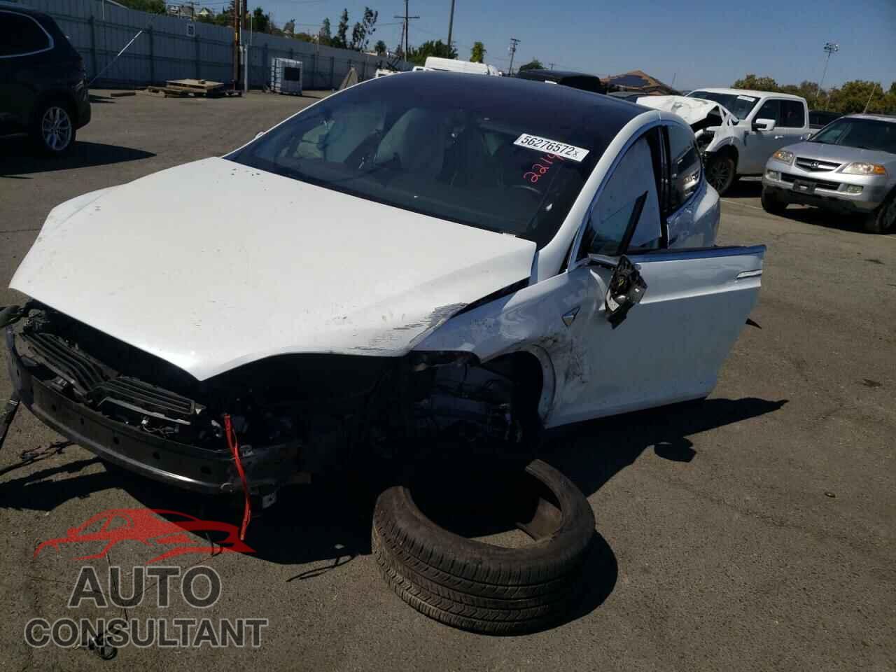 TESLA MODEL X 2018 - 5YJXCAE23JF092214