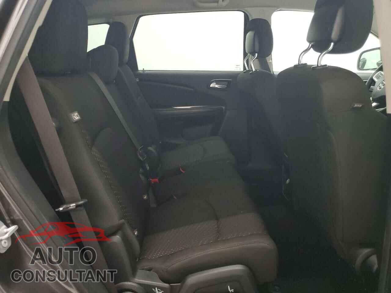 DODGE JOURNEY 2019 - 3C4PDCBB7KT853696