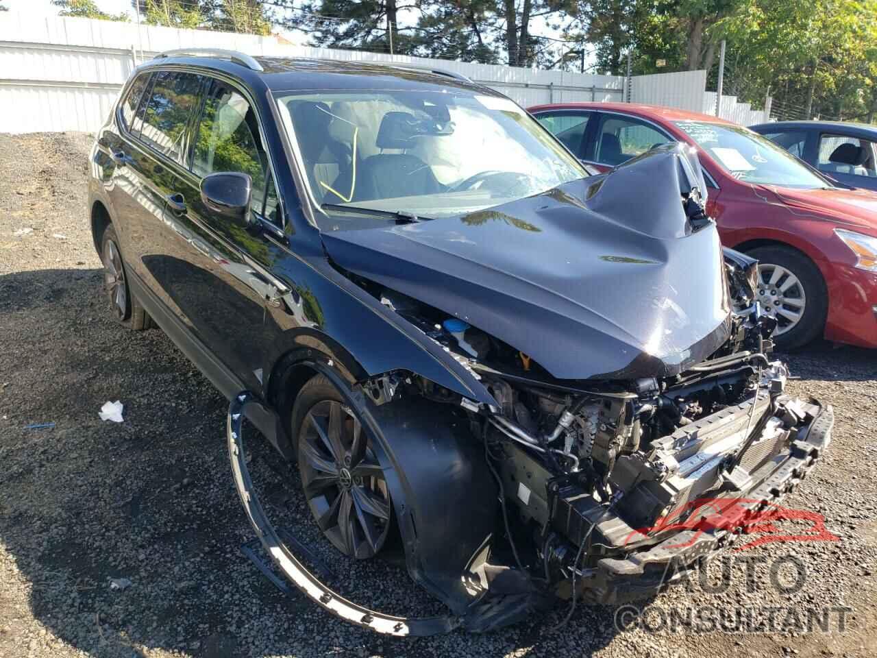 VOLKSWAGEN TIGUAN 2022 - 3VV2B7AX5NM023139