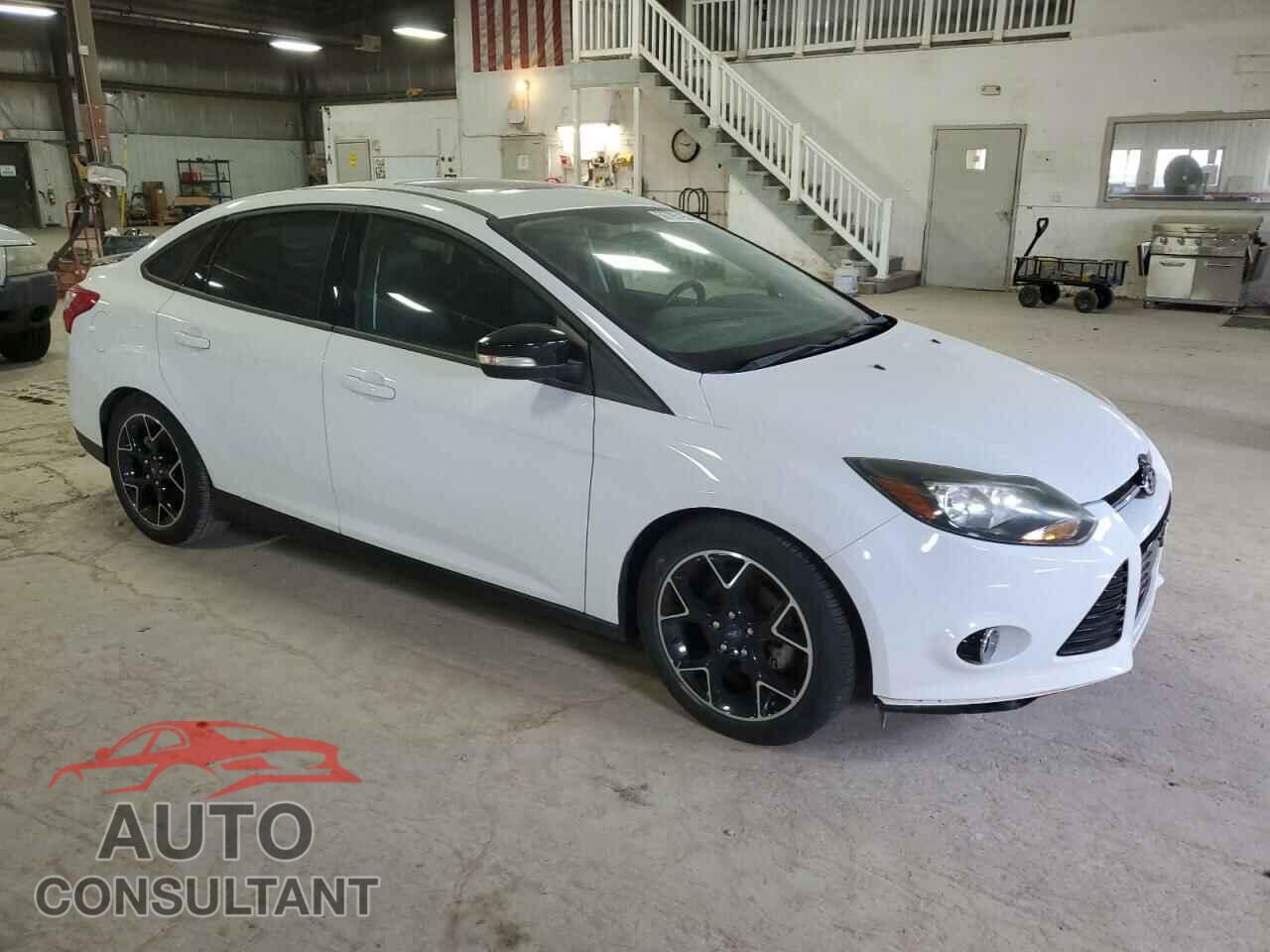 FORD FOCUS 2014 - 1FADP3F28EL229044