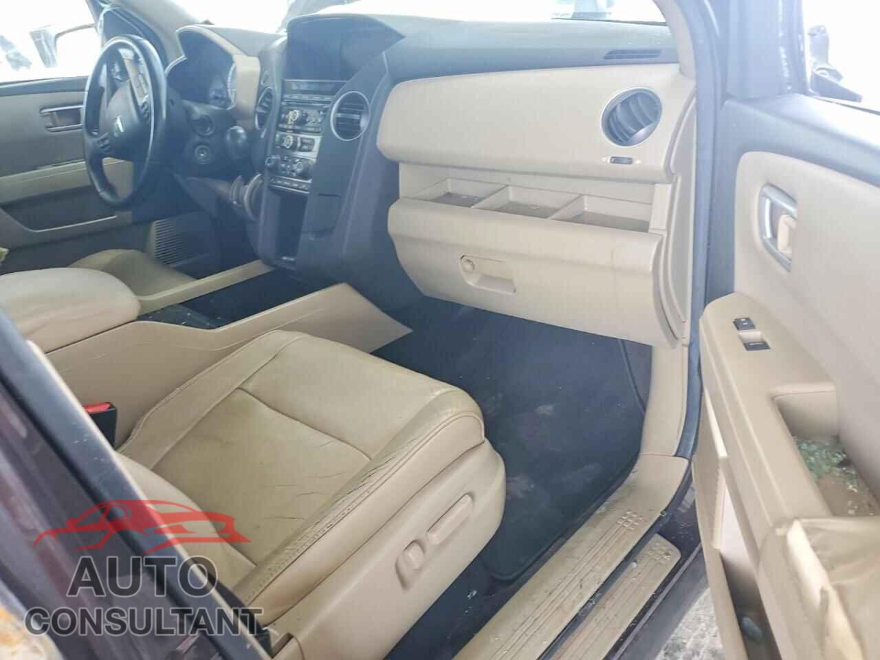 HONDA PILOT 2012 - 5FNYF3H52CB042565