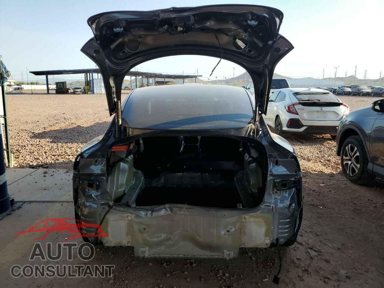 TESLA MODEL 3 2023 - 5YJ3E1EA3PF581320