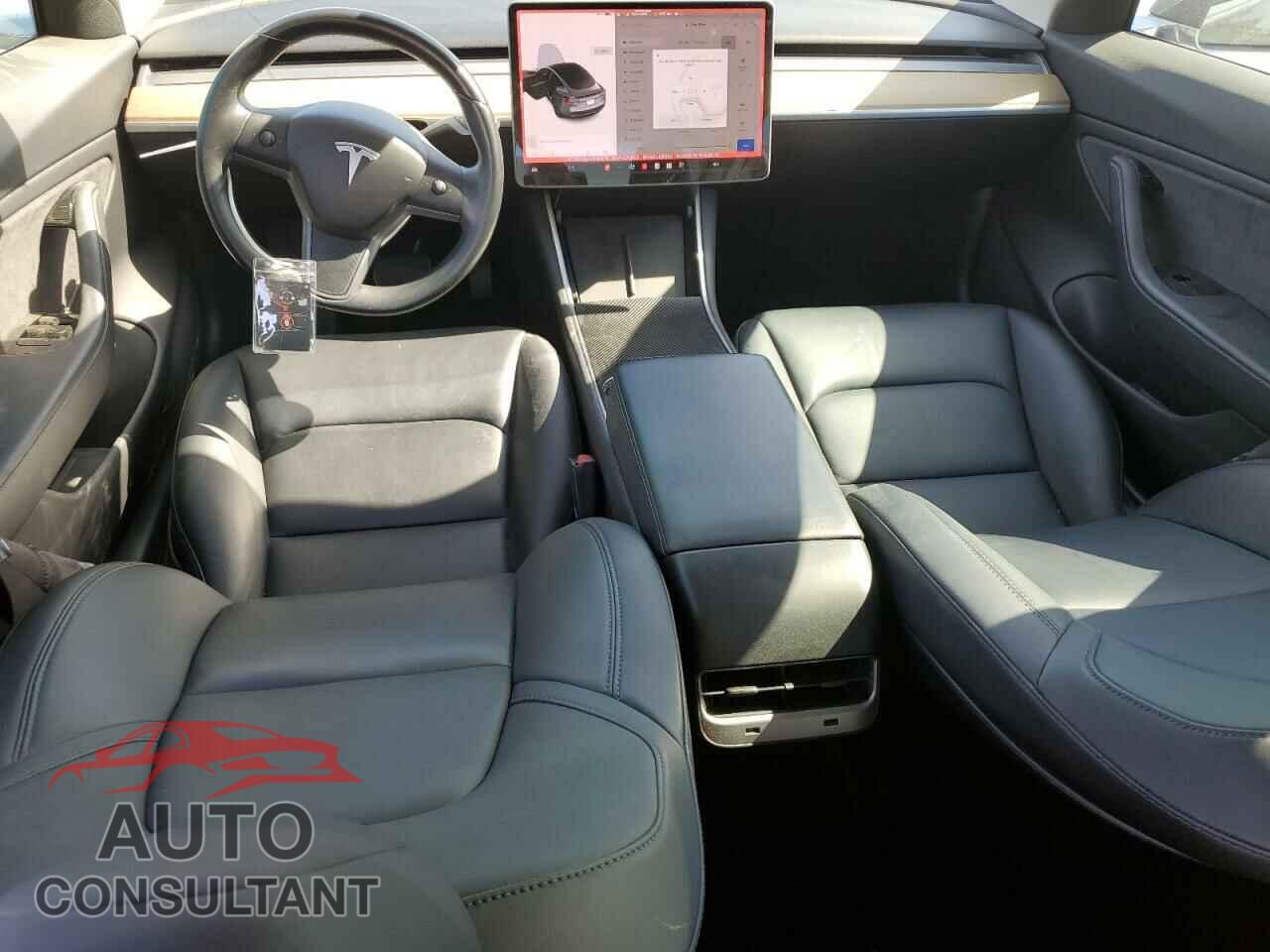 TESLA MODEL 3 2018 - 5YJ3E1EA3JF102076
