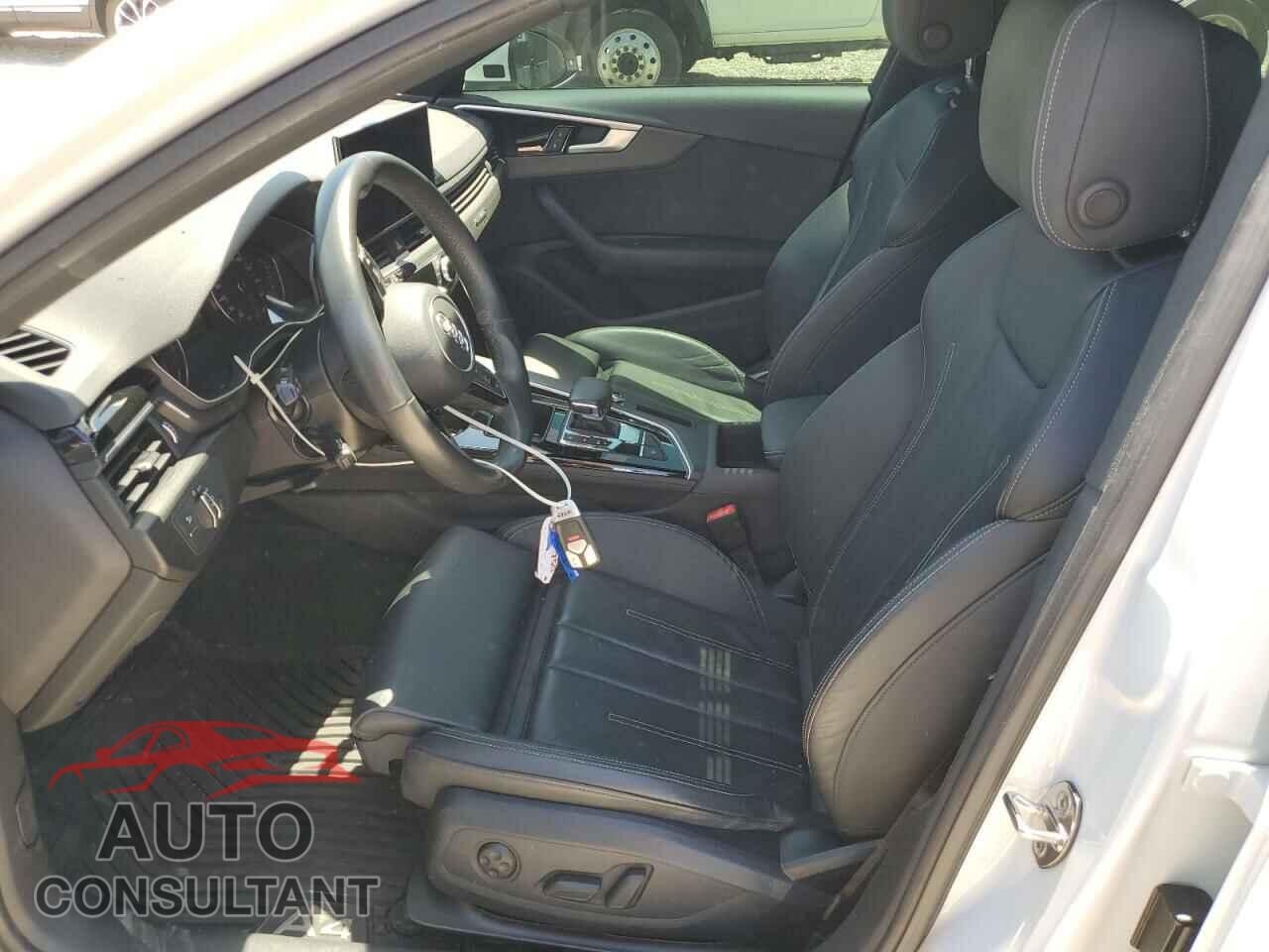 AUDI A4 2021 - WAUDAAF42MA060048