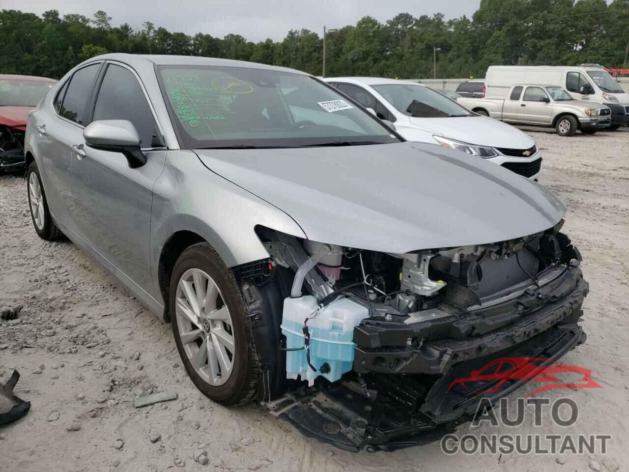 TOYOTA CAMRY 2022 - 4T1C11AK6NU033774