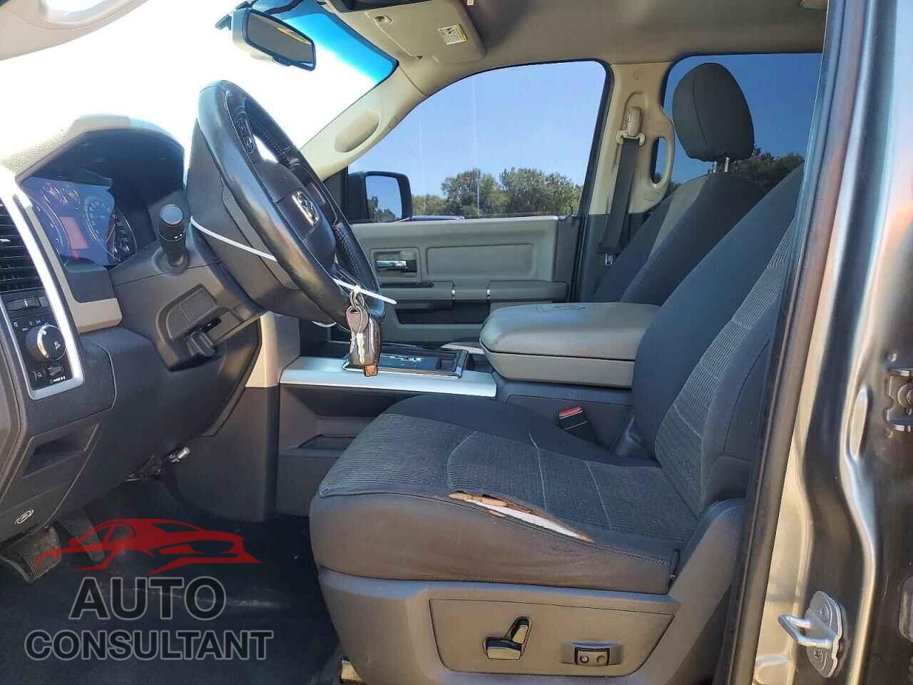 DODGE RAM 1500 2012 - 1C6RD7LT6CS204070