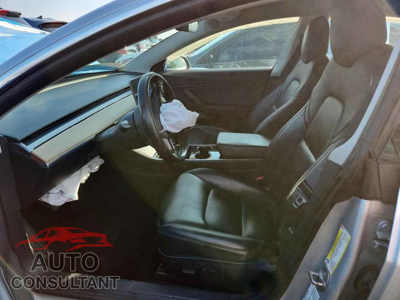 TESLA MODEL 3 2018 - 5YJ3E1EAXJF045973