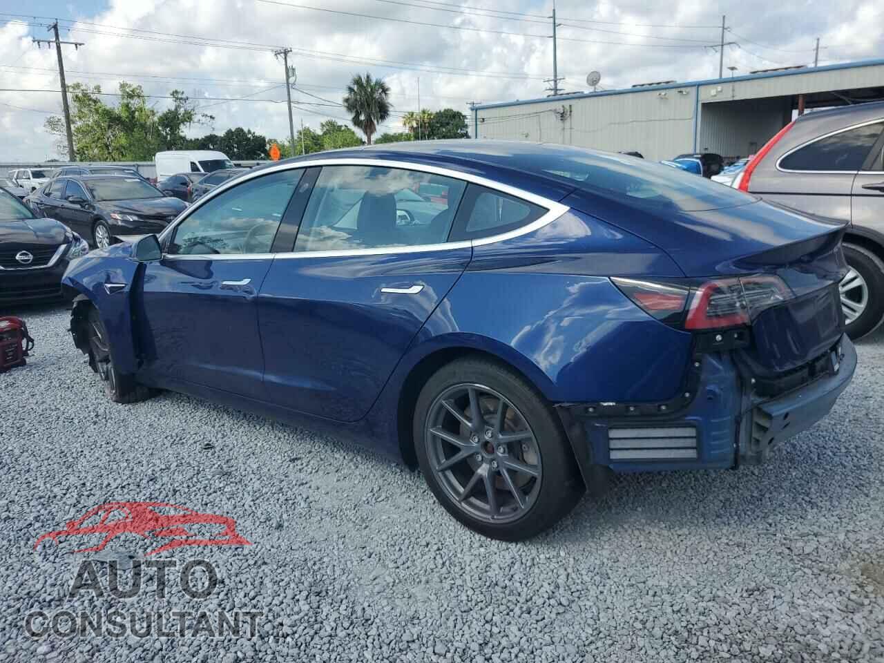 TESLA MODEL 3 2018 - 5YJ3E1EA8JF008971