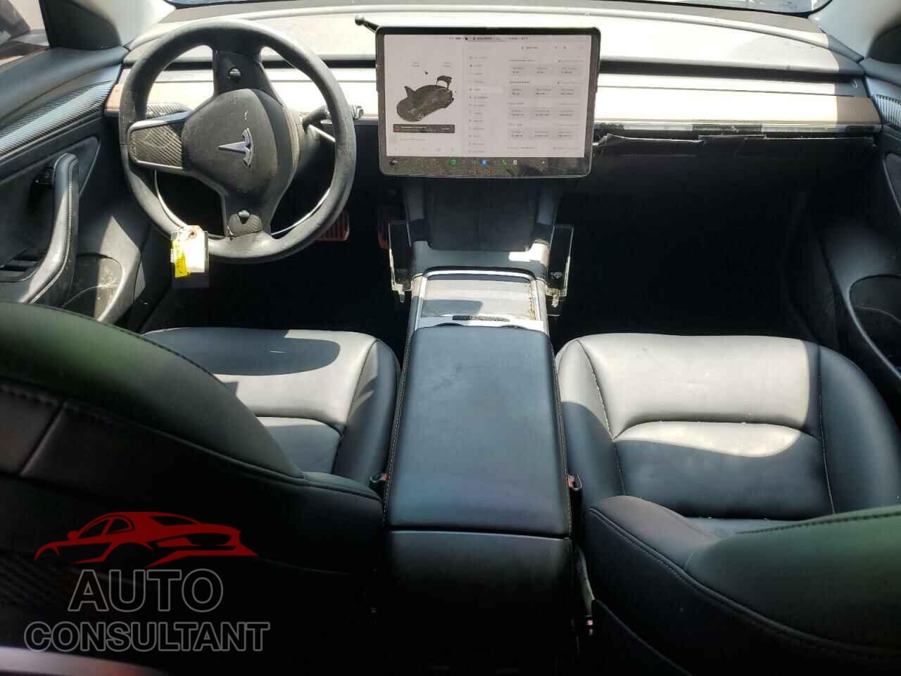 TESLA MODEL 3 2021 - 5YJ3E1EB3MF096504