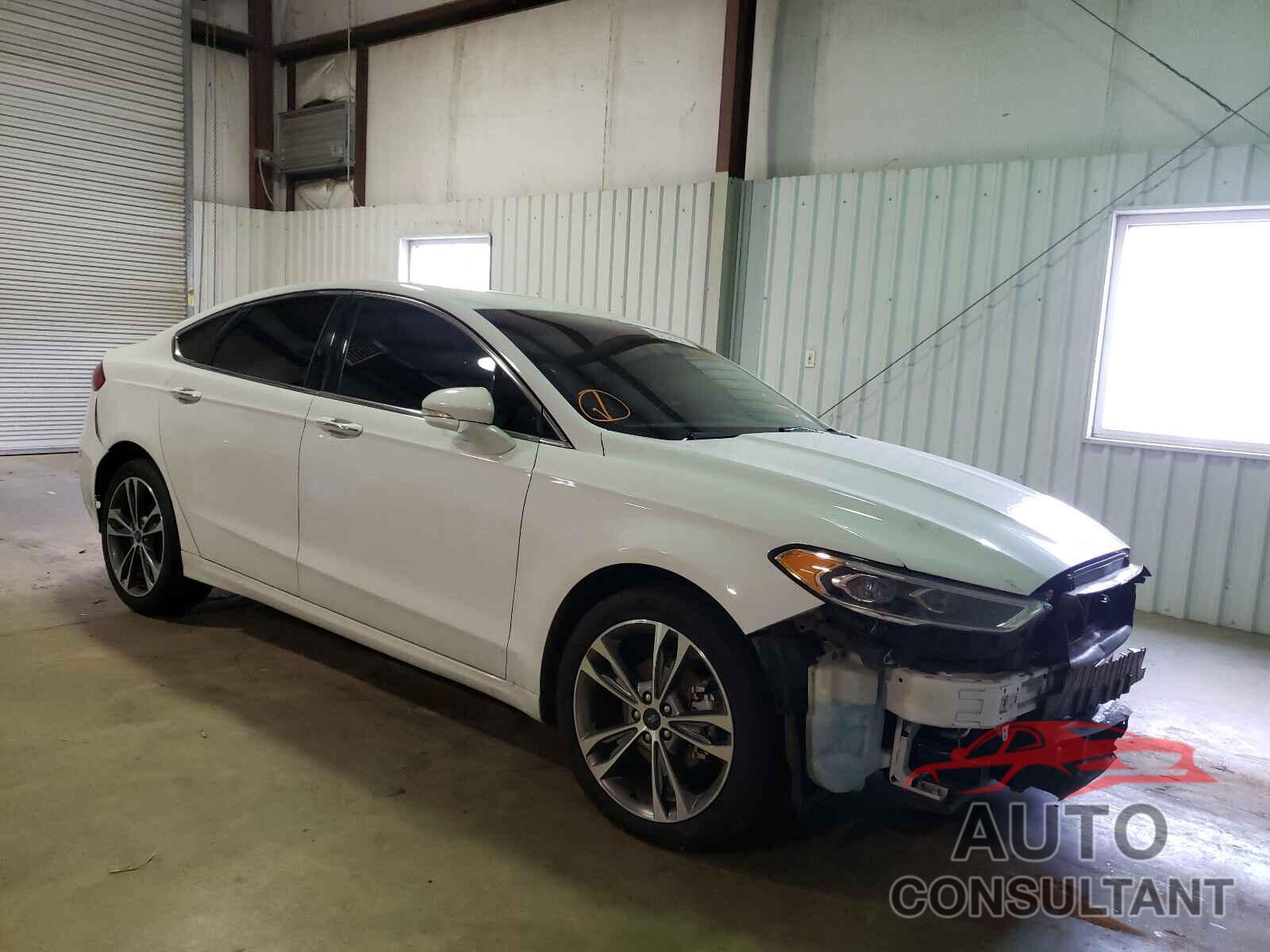FORD FUSION 2019 - 3FA6P0D99KR105403