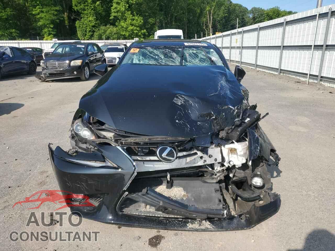 LEXUS IS 2015 - JTHCF1D28F5018625