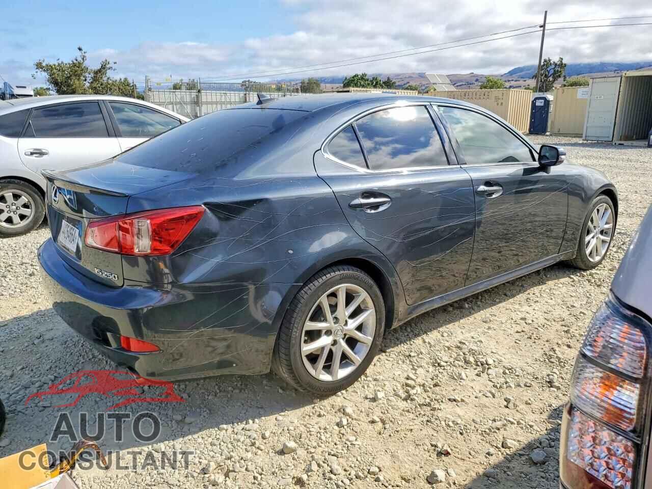 LEXUS IS 2011 - JTHBF5C23B5143112