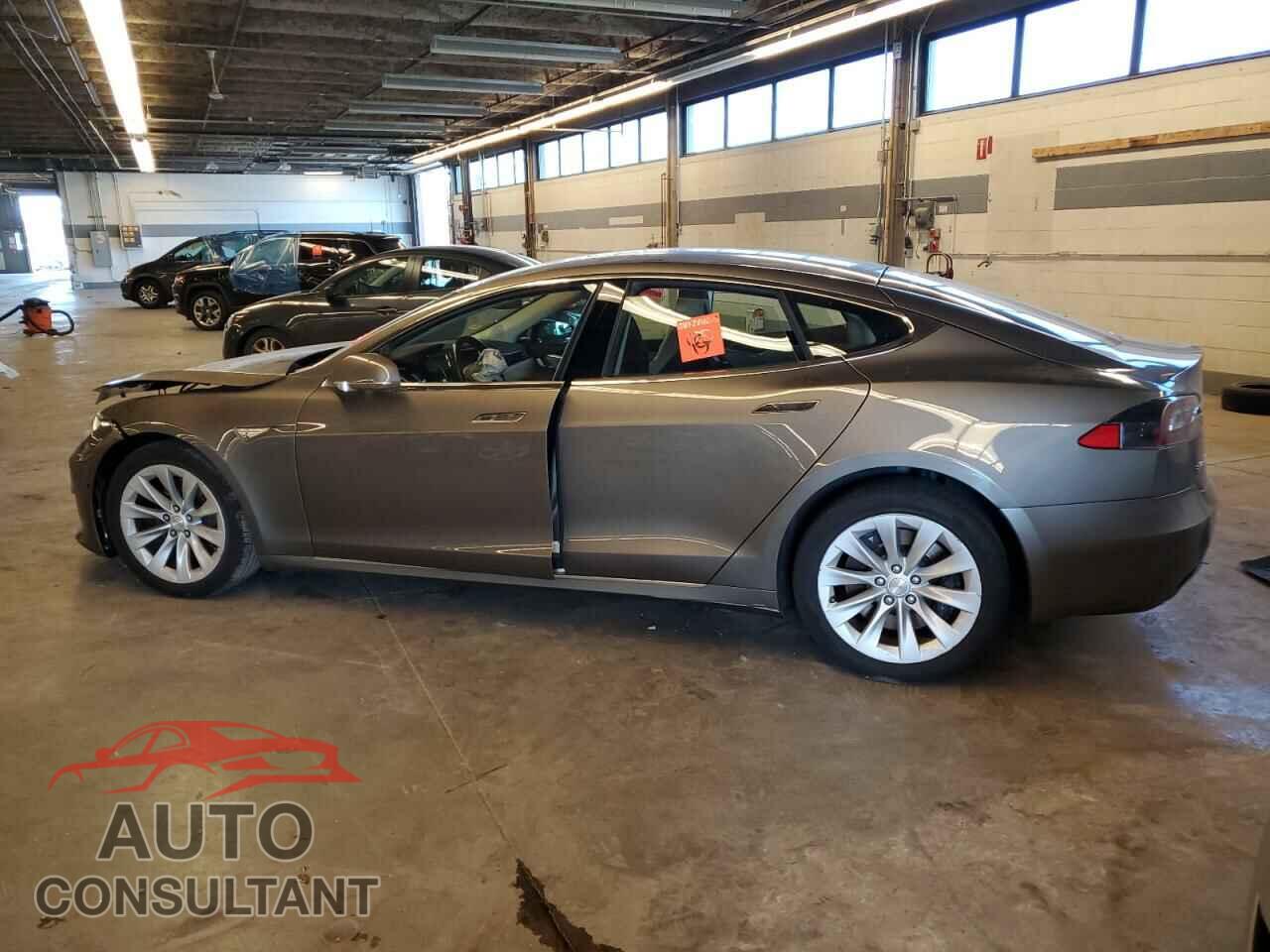 TESLA MODEL S 2016 - 5YJSA1E16GF149876