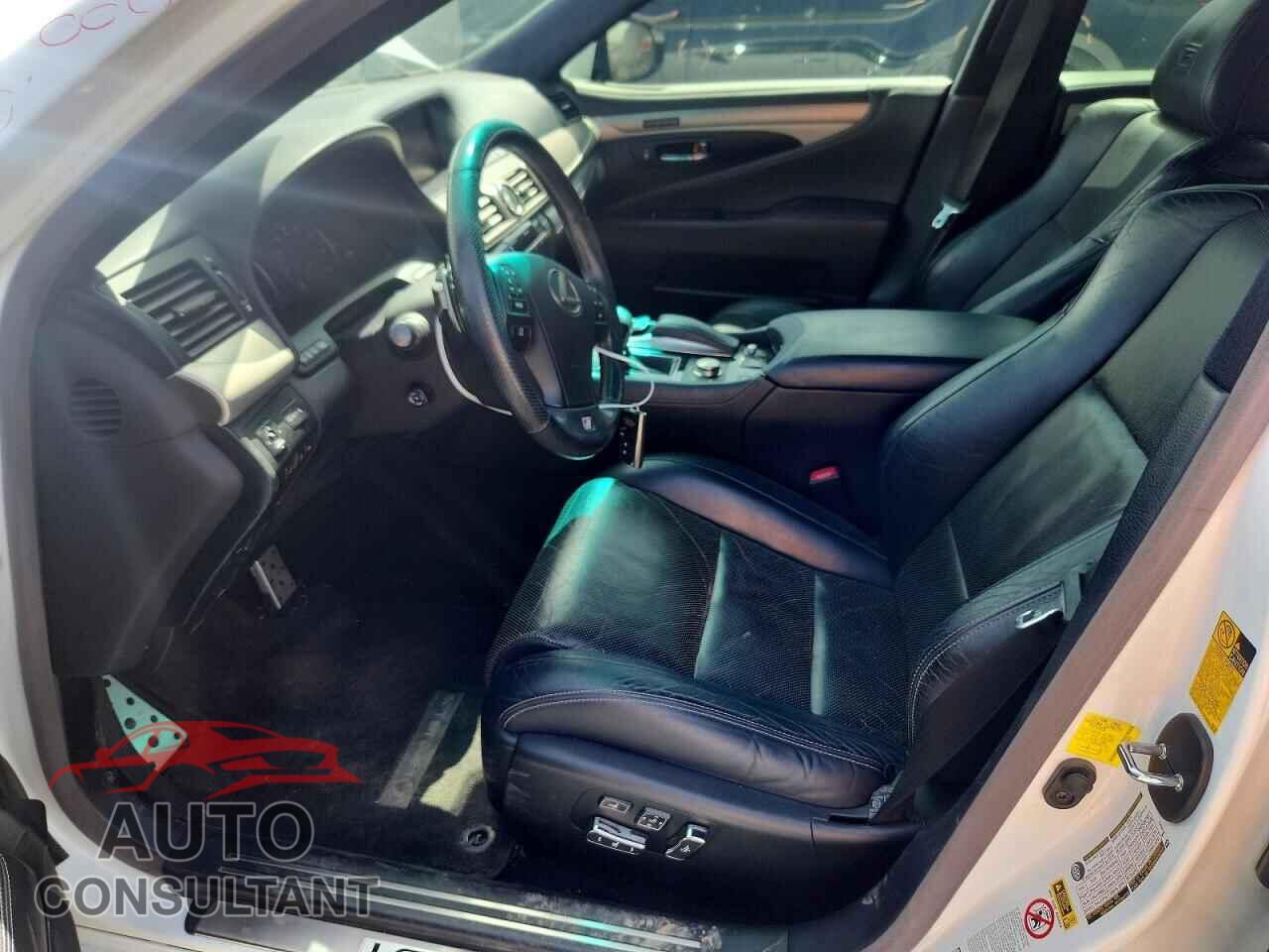 LEXUS LS460 2013 - JTHCL5EF4D5015932
