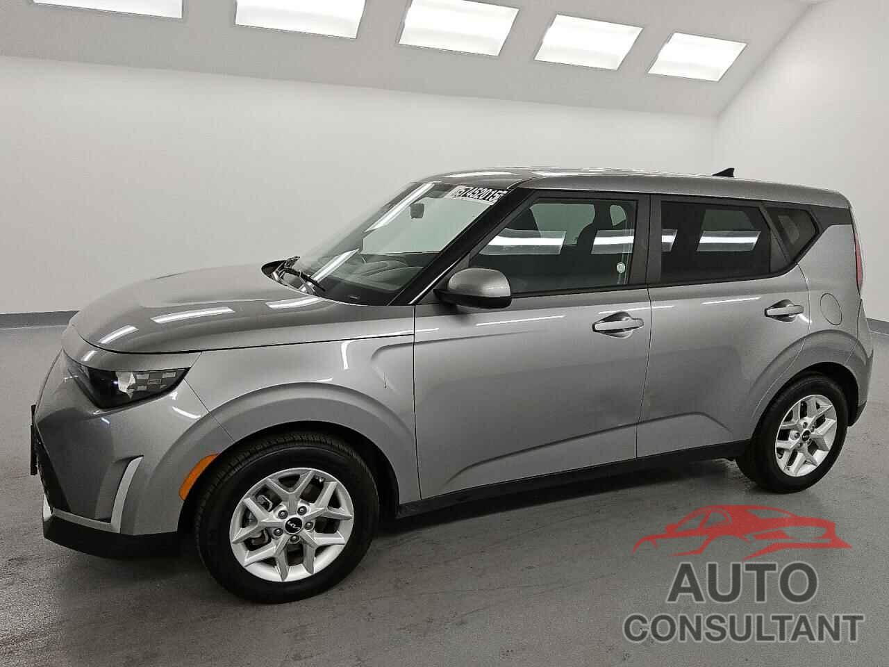 KIA SOUL 2024 - KNDJ23AU1R7241085