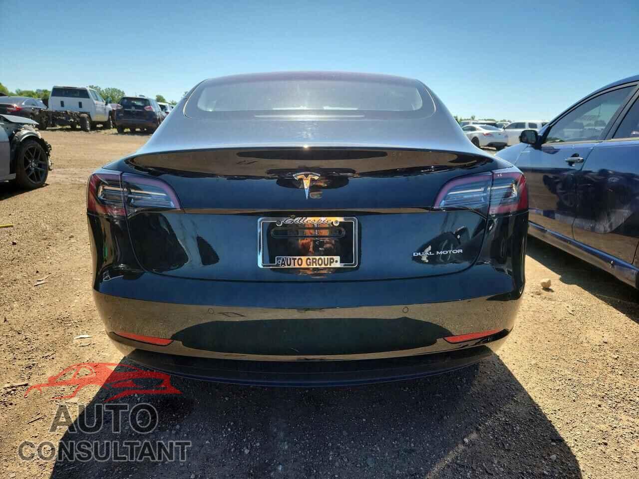 TESLA MODEL 3 2018 - 5YJ3E1EBXJF145208