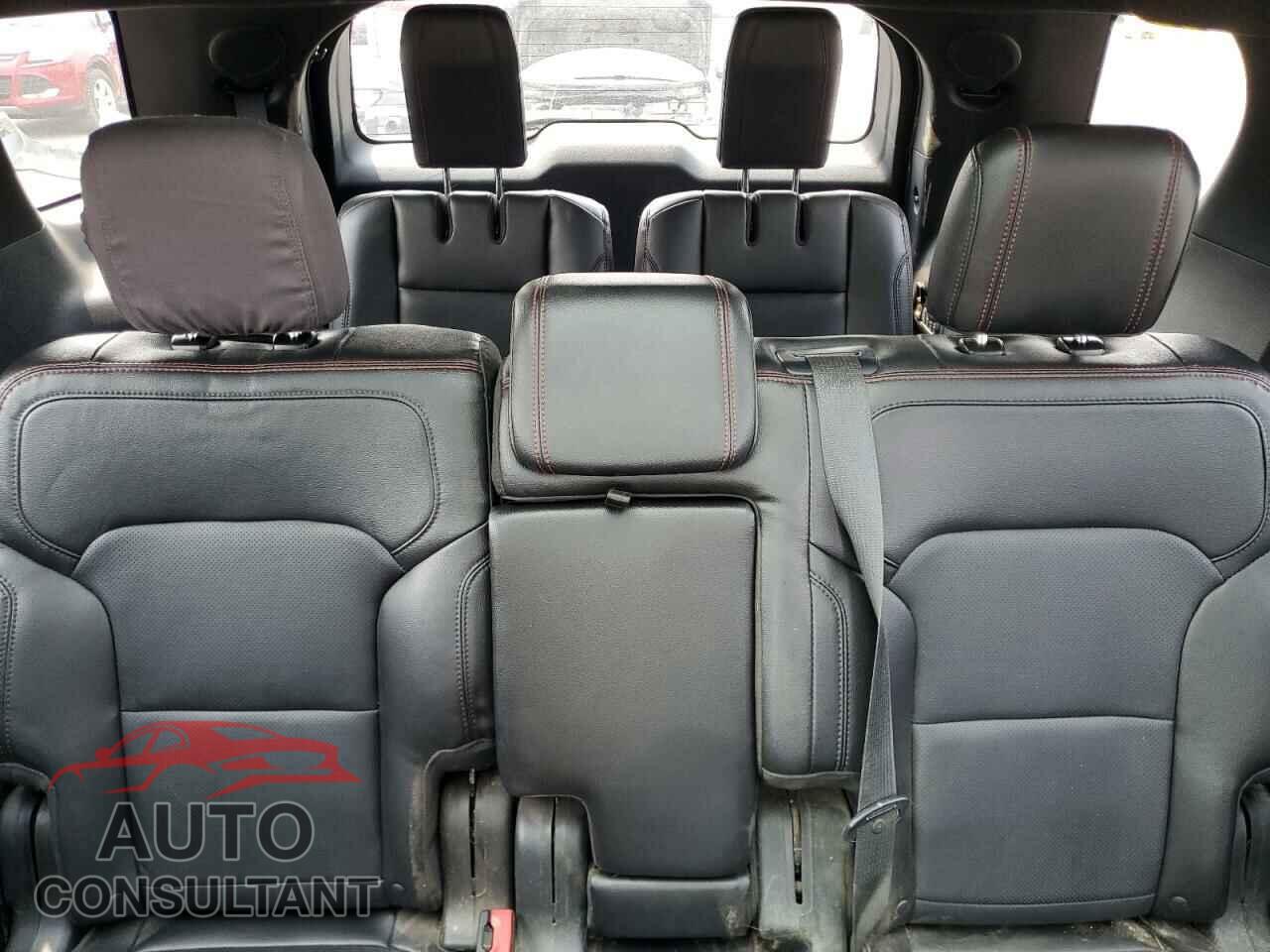 FORD EXPLORER 2018 - 1FM5K8GT7JGB73212