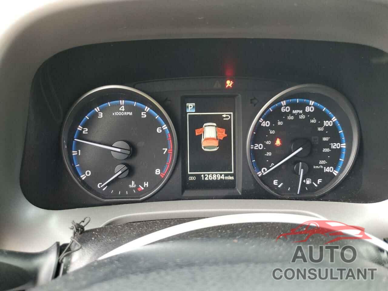 TOYOTA RAV4 2018 - 2T3ZFREV2JW430317