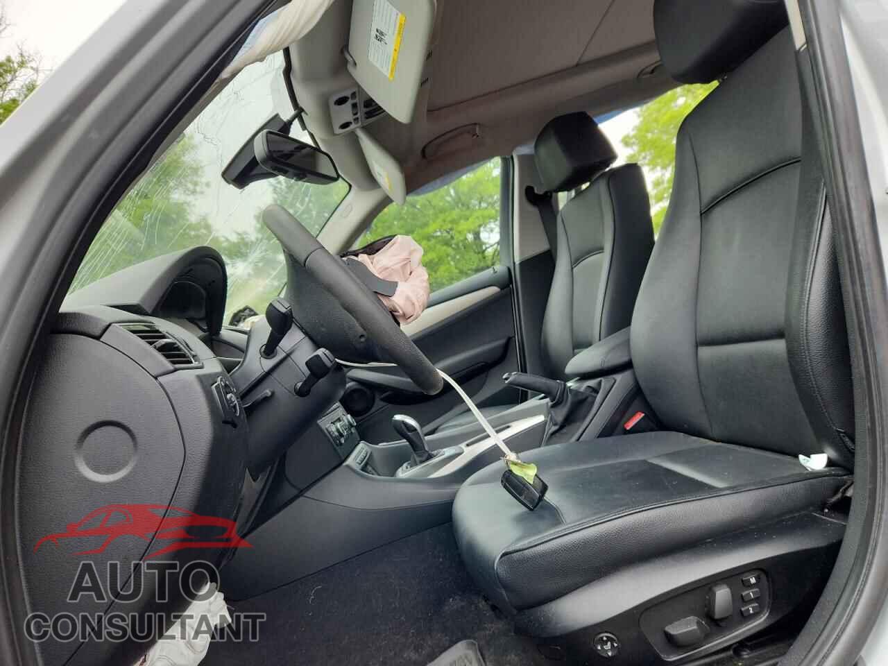 BMW X1 2013 - WBAVL1C59DVR84636