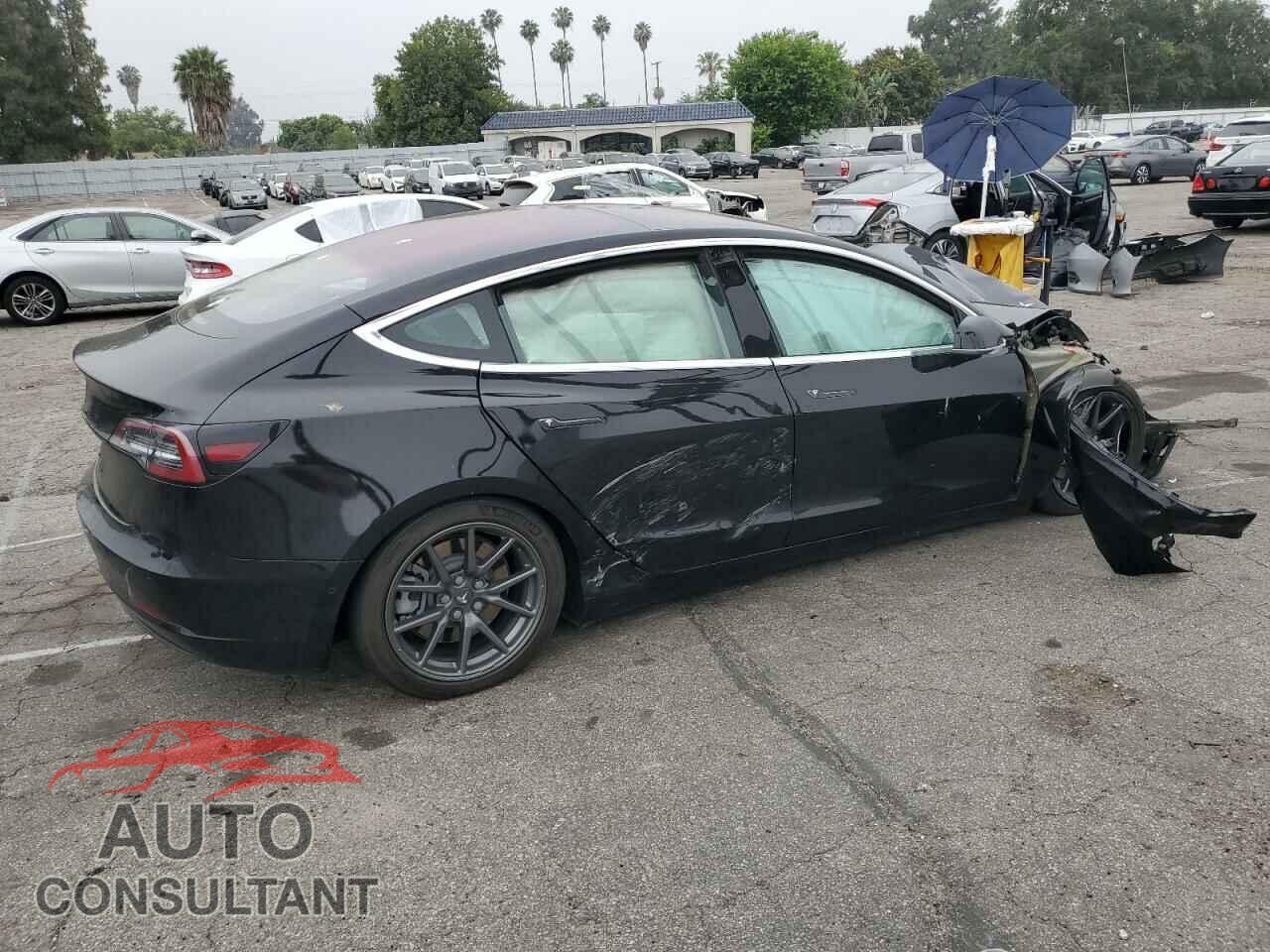TESLA MODEL 3 2018 - 5YJ3E1EA4JF166076
